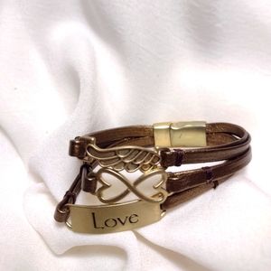 Bracelet magnetic clasp